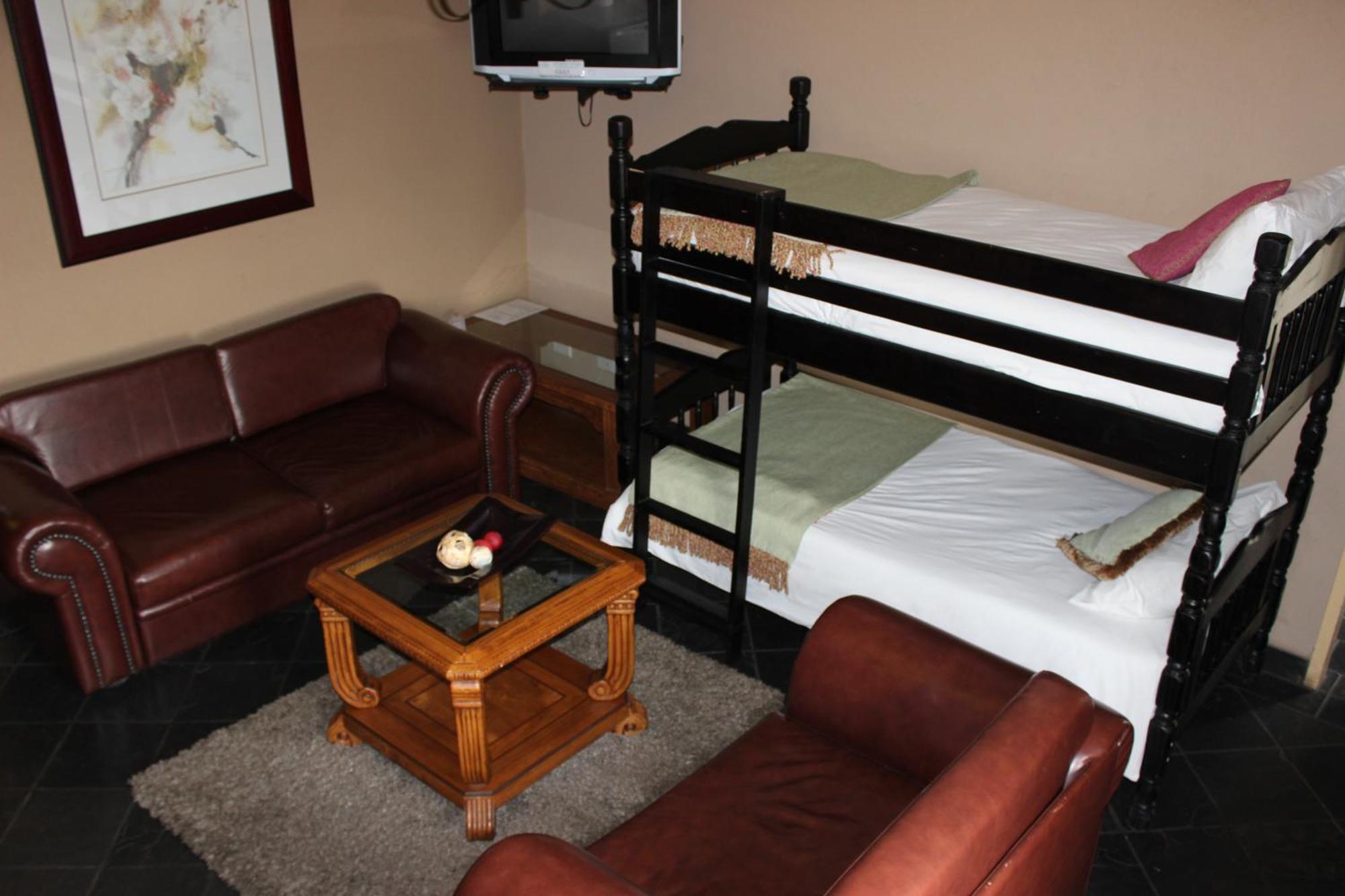 Picanha Grill Guest House & Events Venue Nigel Room photo