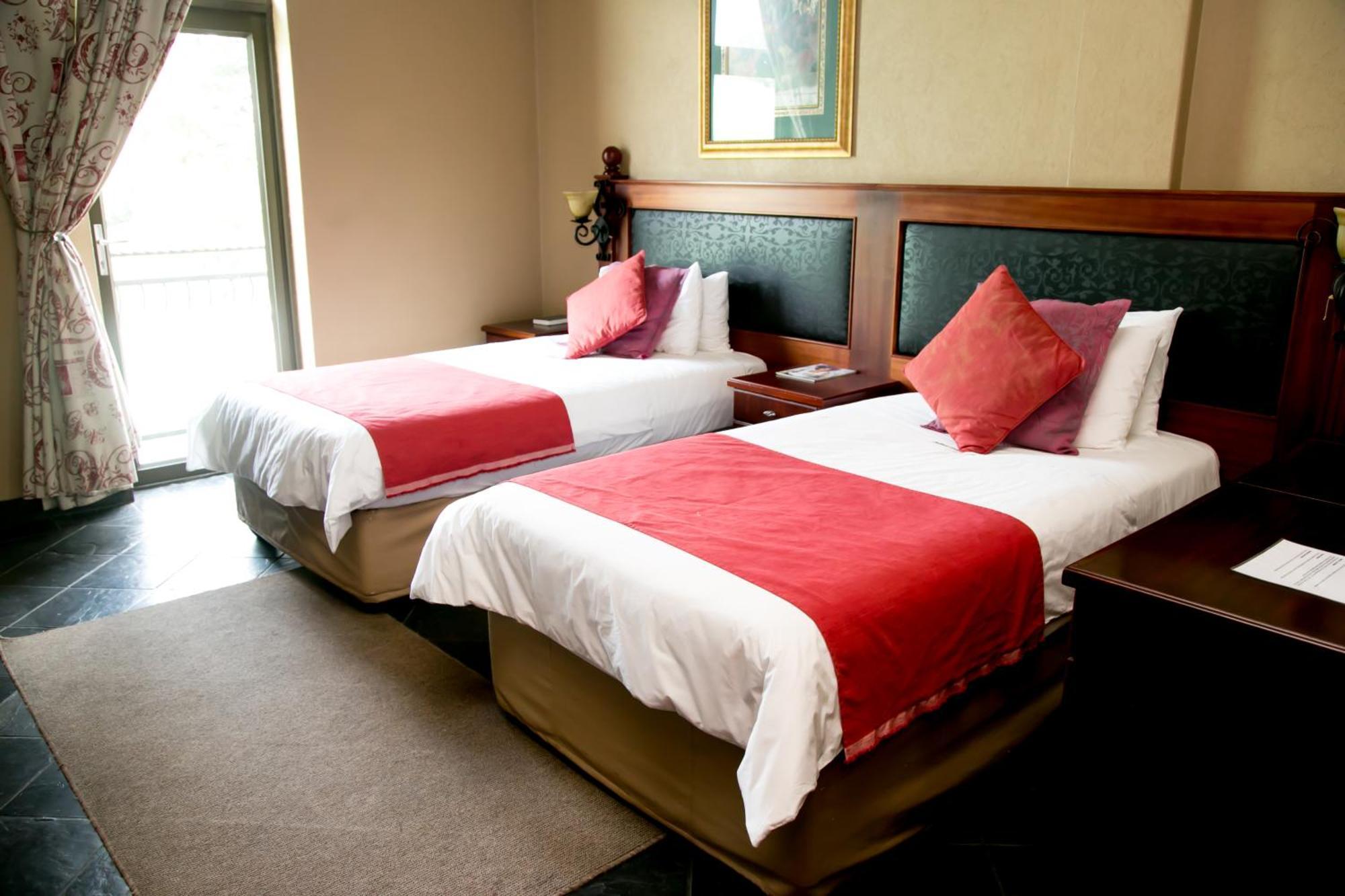 Picanha Grill Guest House & Events Venue Nigel Room photo