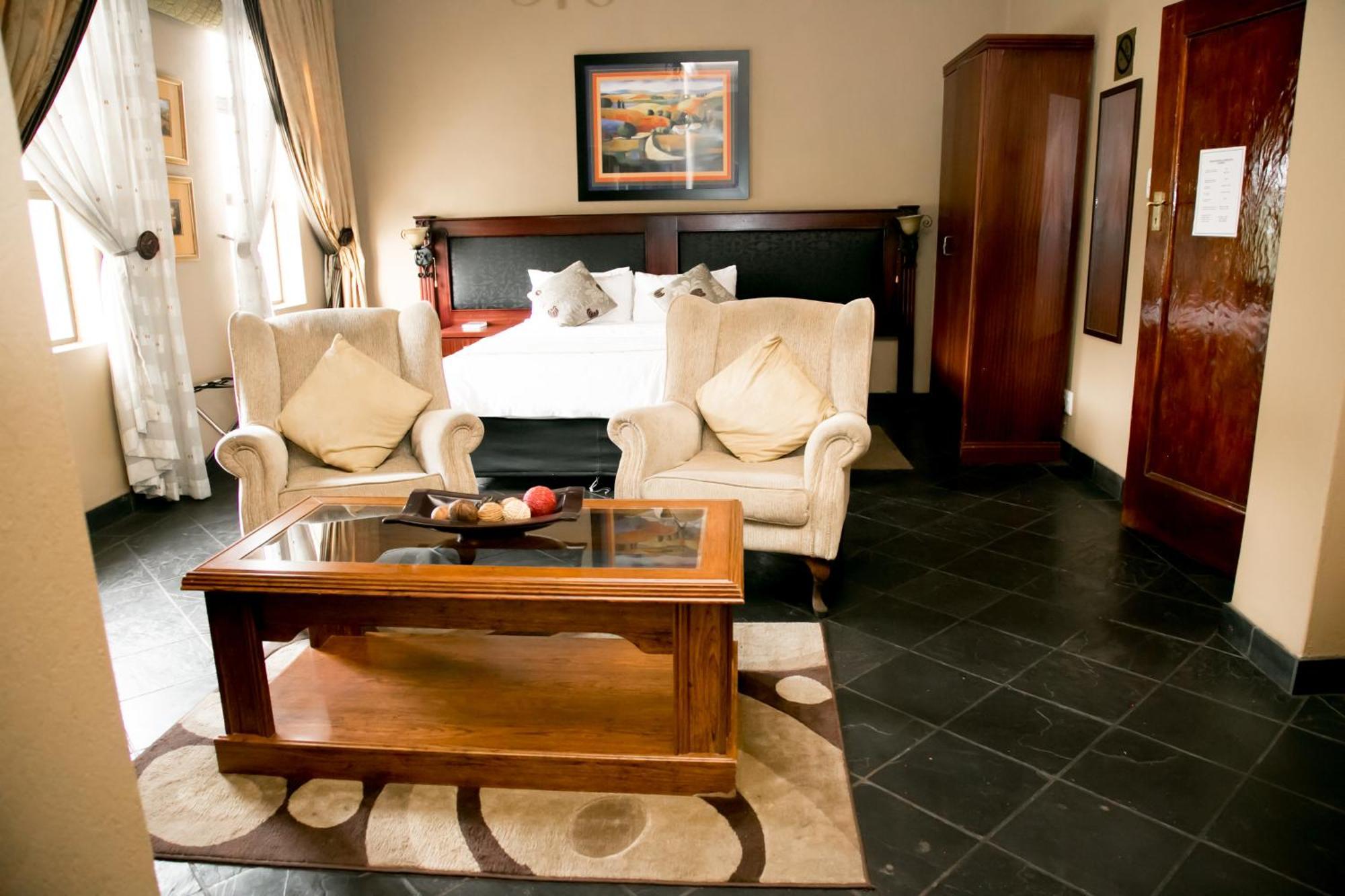 Picanha Grill Guest House & Events Venue Nigel Room photo