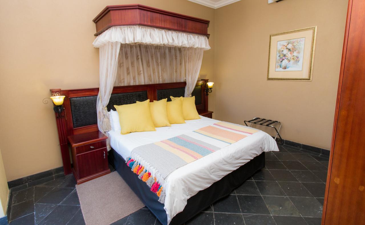 Picanha Grill Guest House & Events Venue Nigel Exterior photo